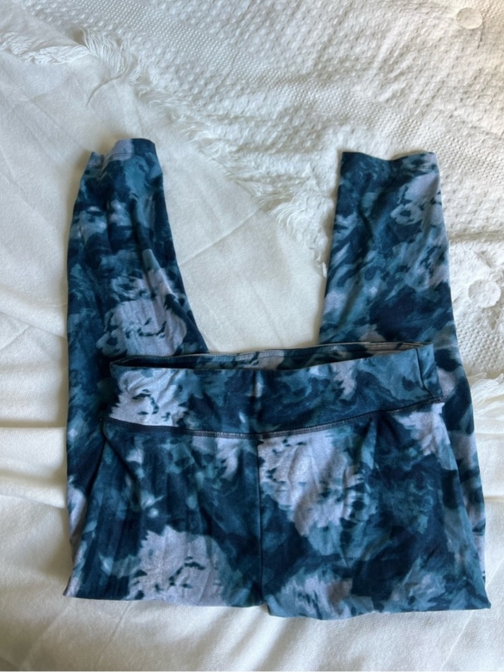 Bundle of 6 clothing pieces - Picture 7 of 7